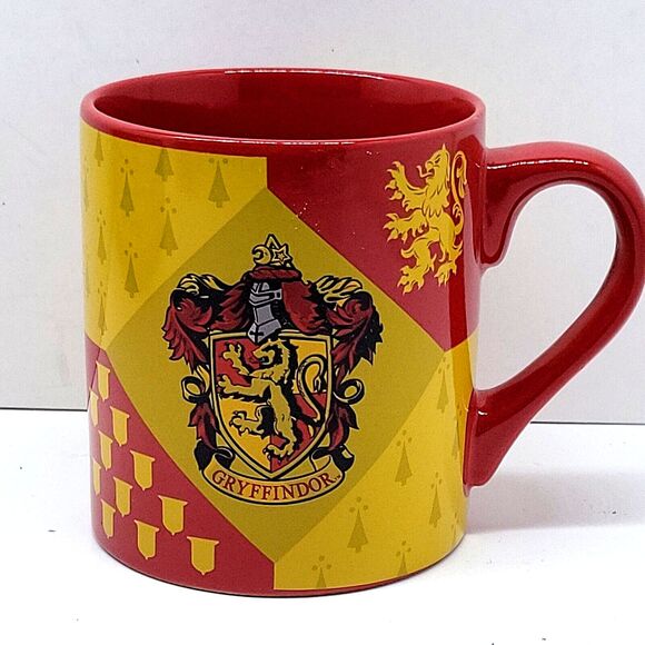 Harry Potter Coffee Mug Gryffindor House Crest  Cup Ceramic 14oz - Picture 12 of 12